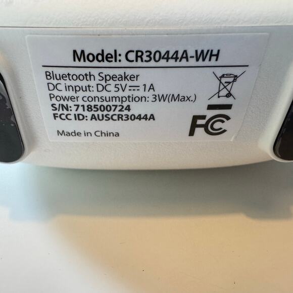 Crosley Piper Portable Bluetooth Speaker - Picture 5 of 9